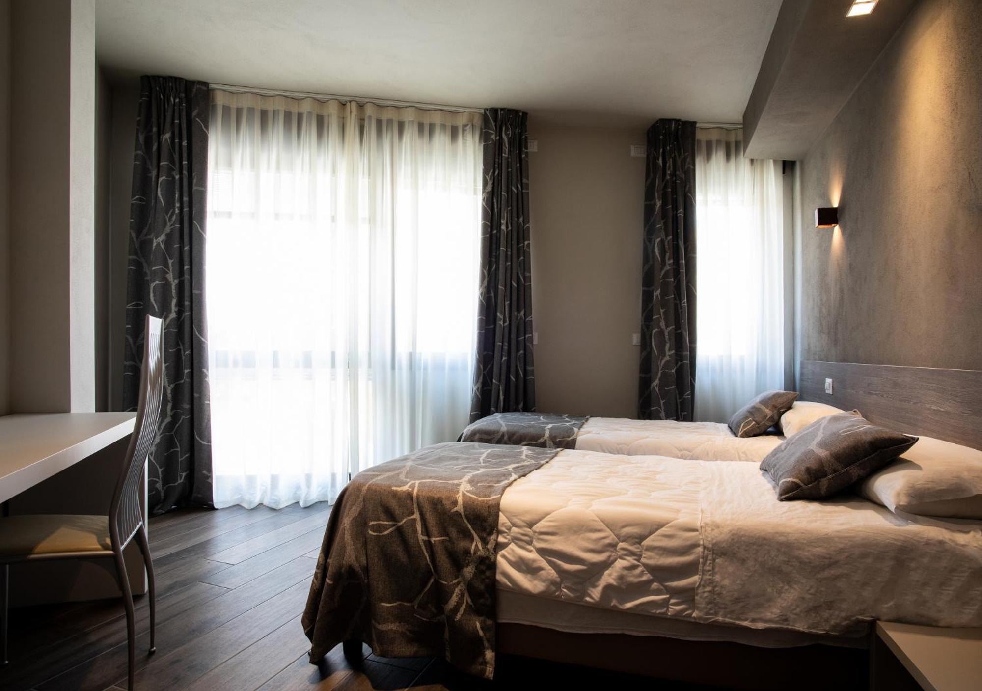 Astoria Living Apartments Bologna Ngoại thất bức ảnh