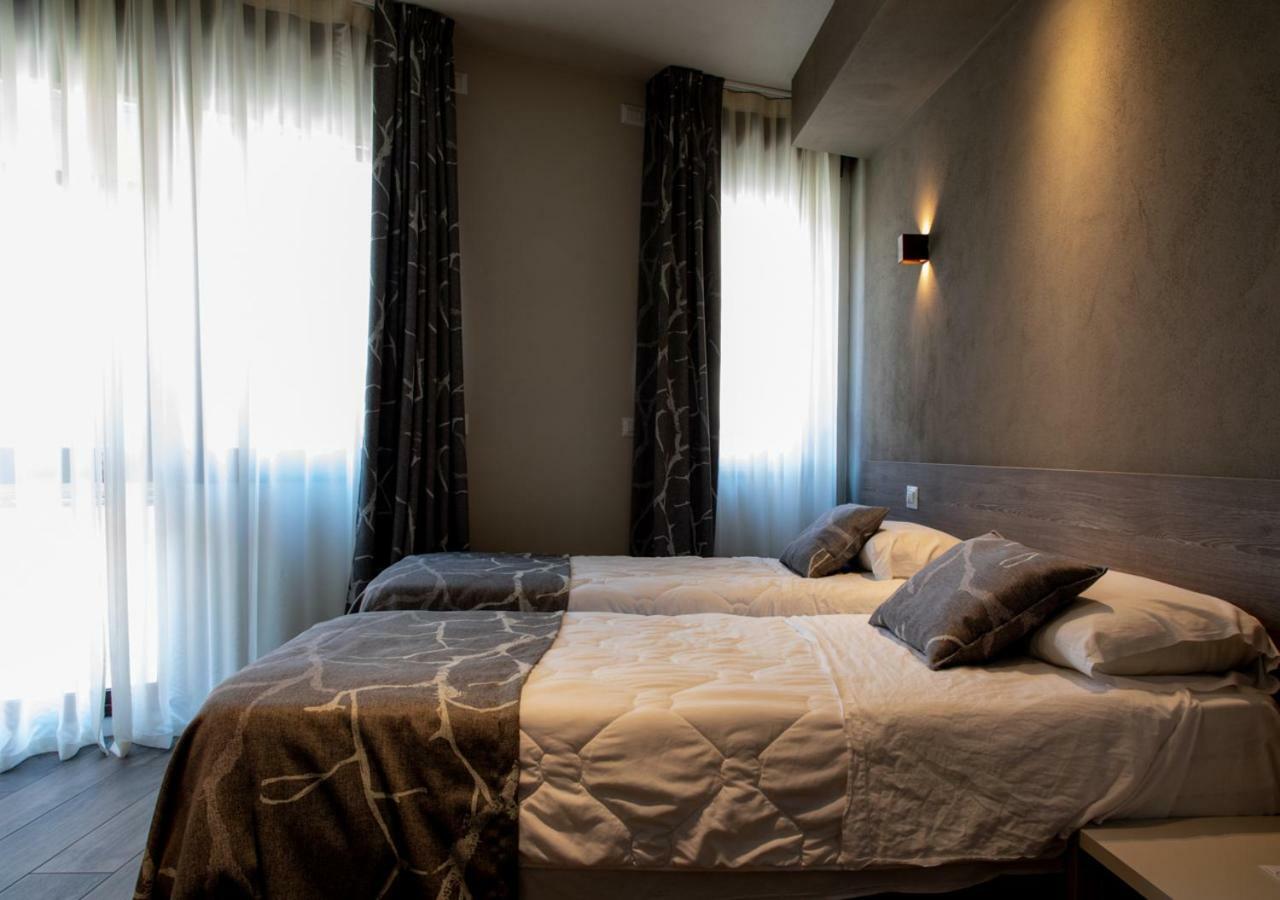 Astoria Living Apartments Bologna Ngoại thất bức ảnh