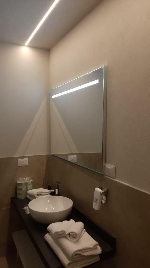 Astoria Living Apartments Bologna Ngoại thất bức ảnh