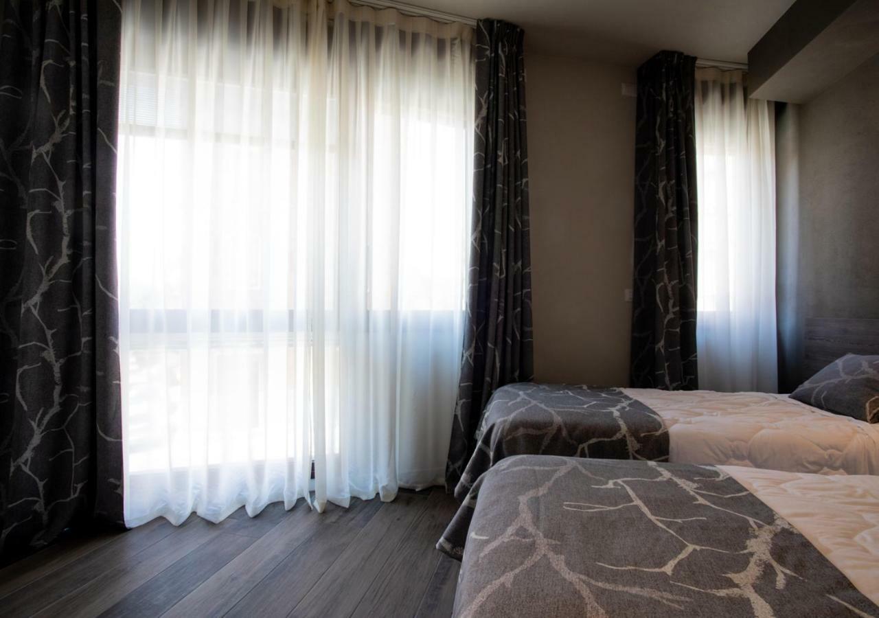 Astoria Living Apartments Bologna Ngoại thất bức ảnh
