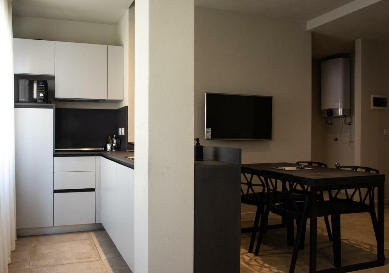 Astoria Living Apartments Bologna Ngoại thất bức ảnh