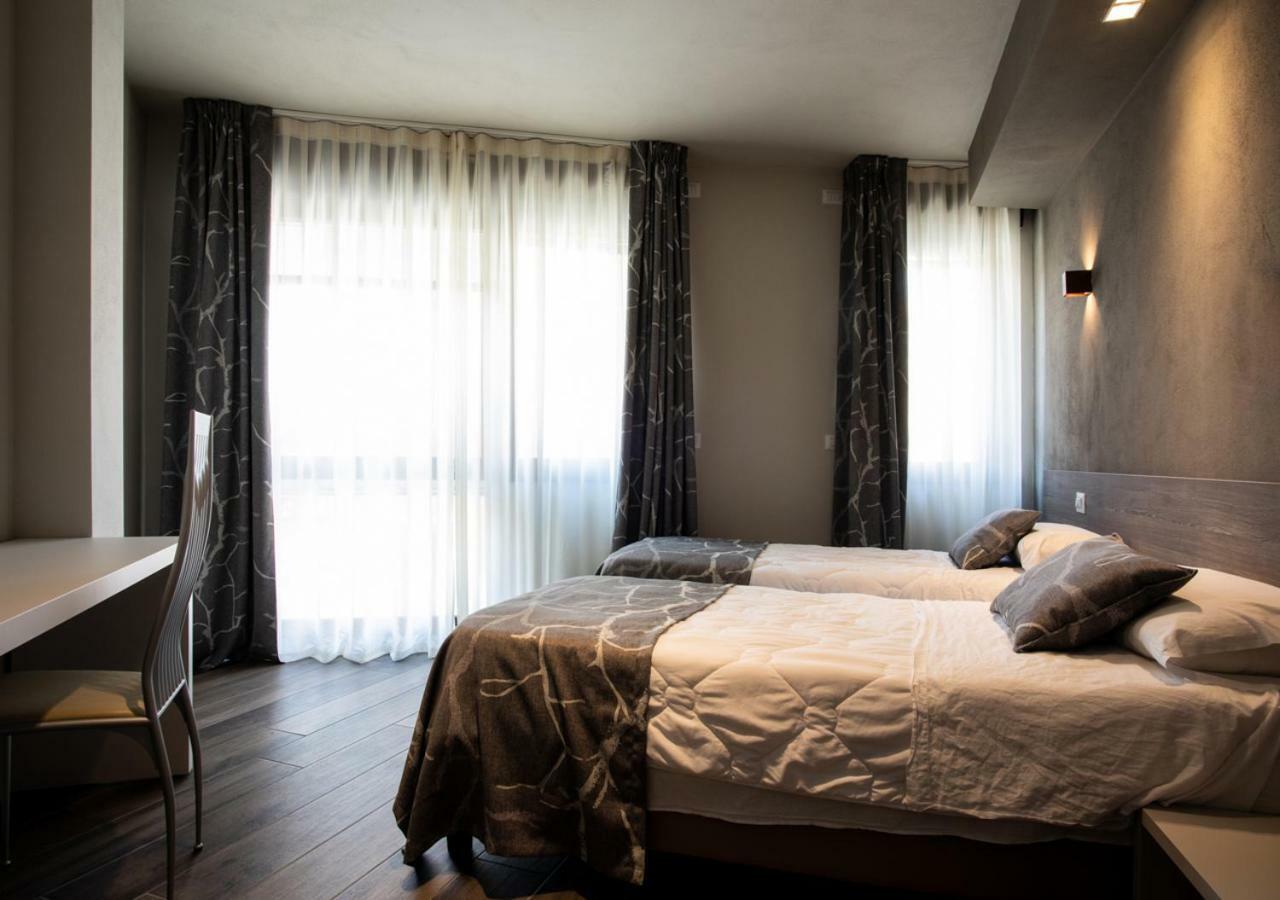 Astoria Living Apartments Bologna Ngoại thất bức ảnh