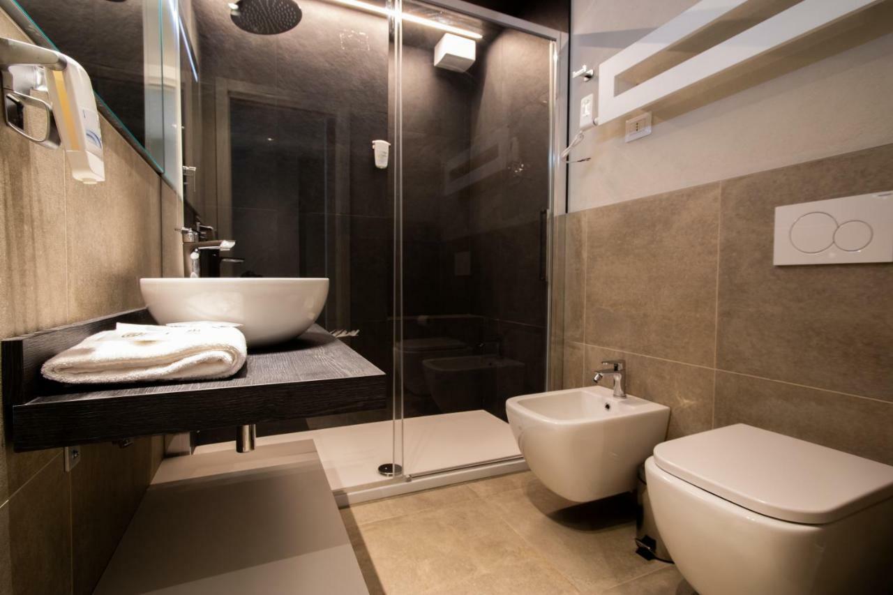Astoria Living Apartments Bologna Ngoại thất bức ảnh